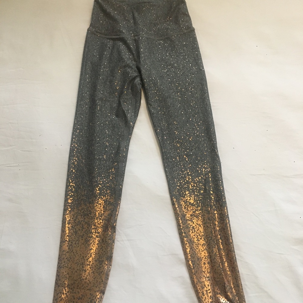 Beyond Yoga ankle length leggings